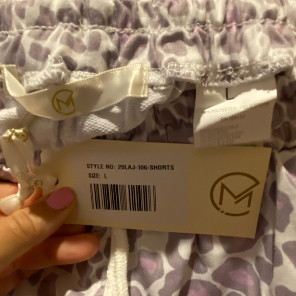 NWT Club Moda size large shorts purple leopard/cheetah animal print - Picture 2 of 4